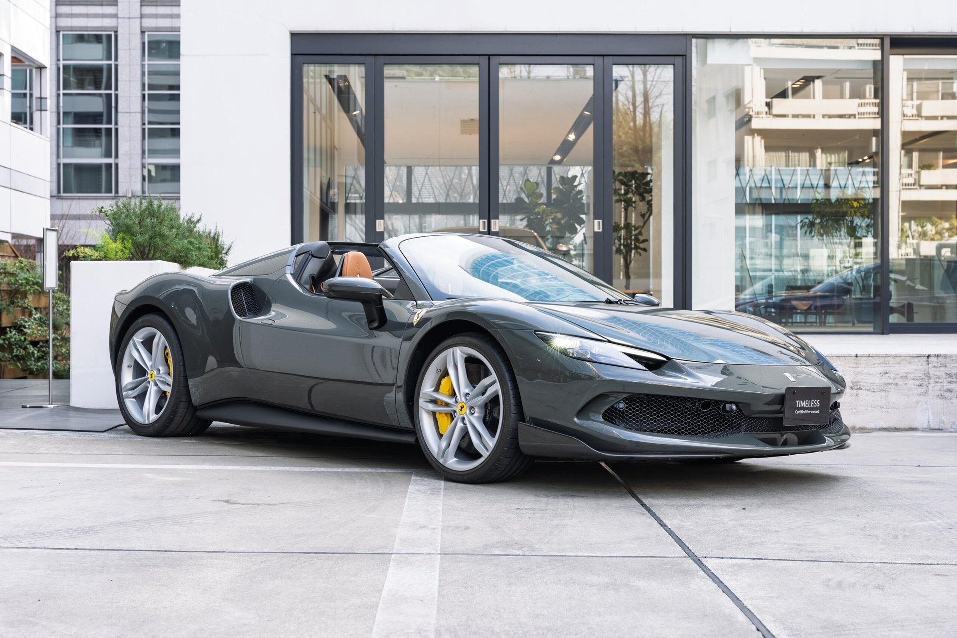 FERRARI 296 GTS - View 1