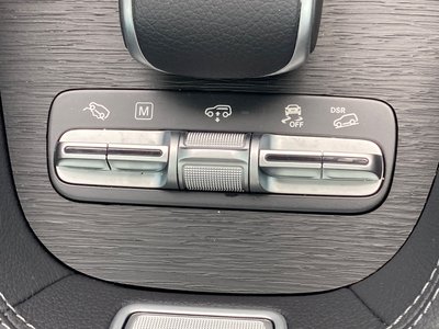 2025 Mercedes-BENZ GLE — миниатюра 43