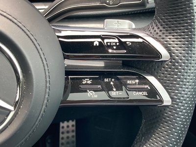 2025 Mercedes-BENZ GLE — миниатюра 24