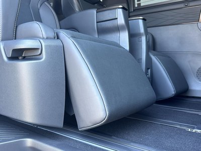 2026 Toyota ALPHARD thumbnail 32