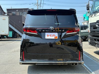 2025 Toyota VELLFIRE photo 10