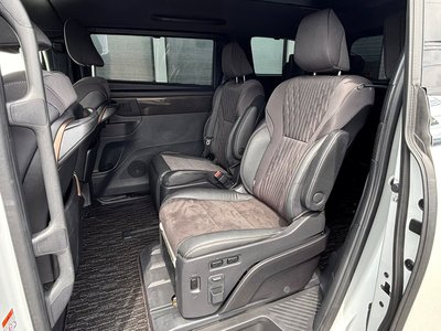 TOYOTA ALPHARD - 6