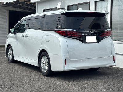 TOYOTA ALPHARD - 2