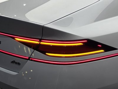 صورة 10 لـ 2022 Genesis G90 (RS4)