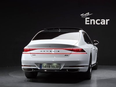 صورة 4 لـ 2022 Genesis G90 (RS4)