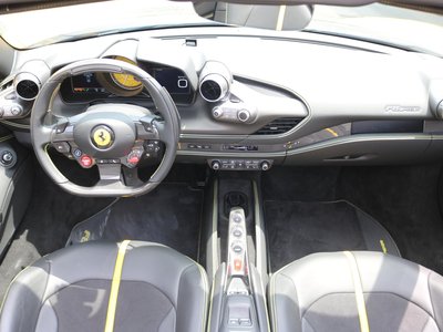 2022 Ferrari F8 SPIDER thumbnail 17
