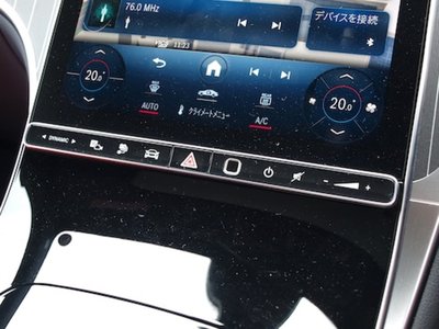 2025 Mercedes-BENZ GLC — миниатюра 24