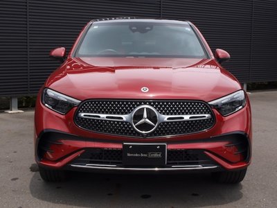 2025 Mercedes-BENZ GLC photo 2