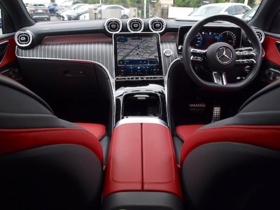 2025 Mercedes-BENZ GLC — миниатюра 31