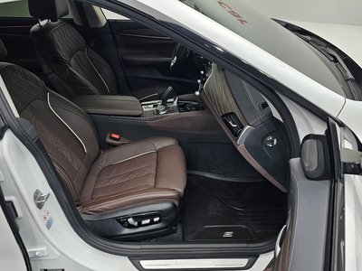 BMW 6 SERIES GT - 10