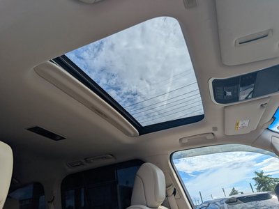 2023 Toyota LAND CRUISER 300 — миниатюра 29