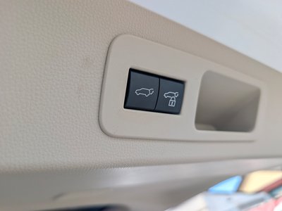 2023 Toyota LAND CRUISER 300 — миниатюра 39