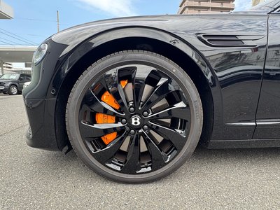 BENTLEY FLYING SPUR - 9