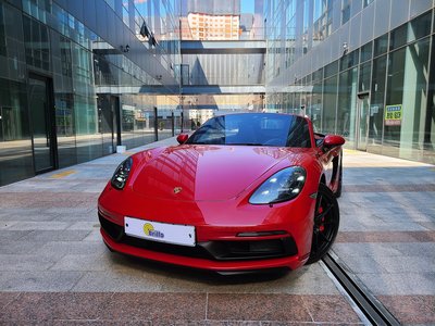 PORSCHE 718 BOXSTER