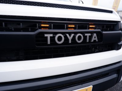 صورة 10 لـ 2017 Toyota TUNDRA