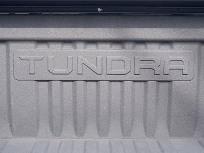 صورة 27 لـ 2017 Toyota TUNDRA