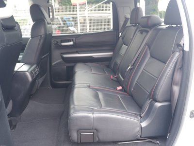 صورة 43 لـ 2017 Toyota TUNDRA