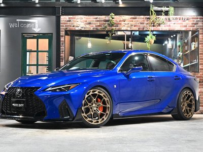 LEXUS IS - 3