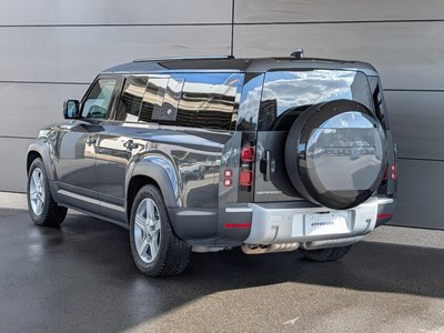 صورة 10 لـ 2023 LAND Rover DEFENDER