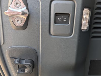 صورة مصغرة 39 لـ 2023 LAND Rover DEFENDER