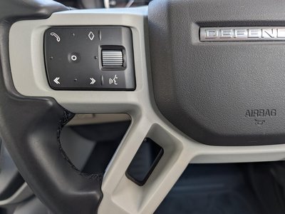 صورة مصغرة 34 لـ 2023 LAND Rover DEFENDER