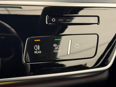 صورة مصغرة 56 لـ 2022 AUDI S8