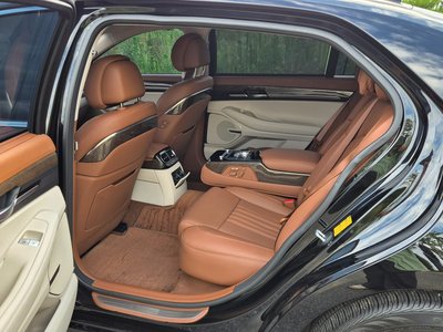 2021 Genesis G90 — миниатюра 13