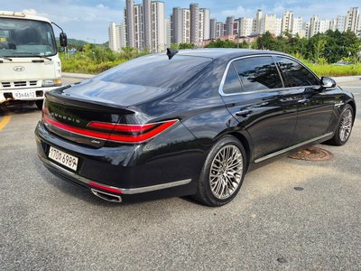 2021 Genesis G90 照片 6
