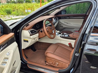 2021 Genesis G90 — миниатюра 12