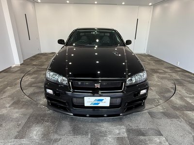 NISSAN SKYLINE GT-R - 1