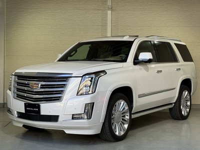 CADILLAC ESCALADE - 1