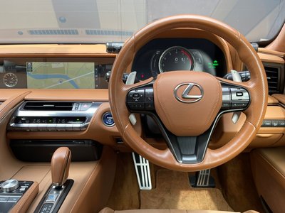 صورة مصغرة 18 لـ 2017 Lexus LC