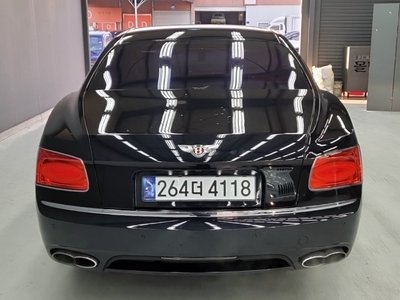 BENTLEY FLYING SPUR - 3