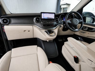 MERCEDES-BENZ V-CLASS - 8