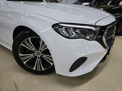 MERCEDES-BENZ E-CLASS - 4