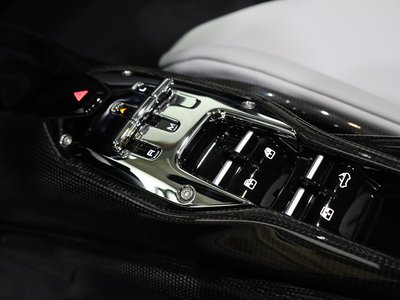 FERRARI SF90 SPIDER - 7