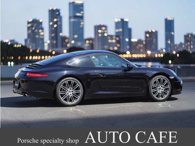 PORSCHE 911 - 4