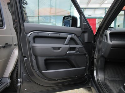 صورة مصغرة 26 لـ 2025 LAND Rover DEFENDER