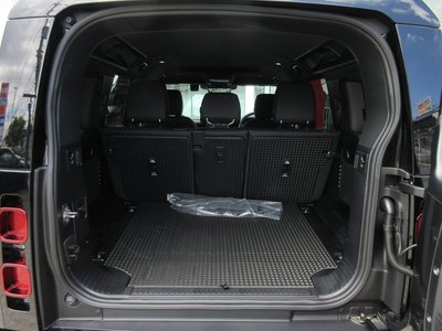 صورة مصغرة 22 لـ 2025 LAND Rover DEFENDER