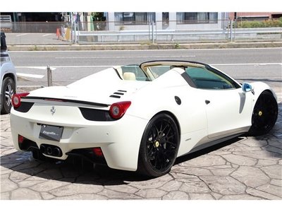 صورة مصغرة 47 لـ 2012 FERRARI 458 SPIDER