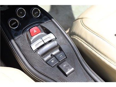 صورة مصغرة 30 لـ 2012 FERRARI 458 SPIDER