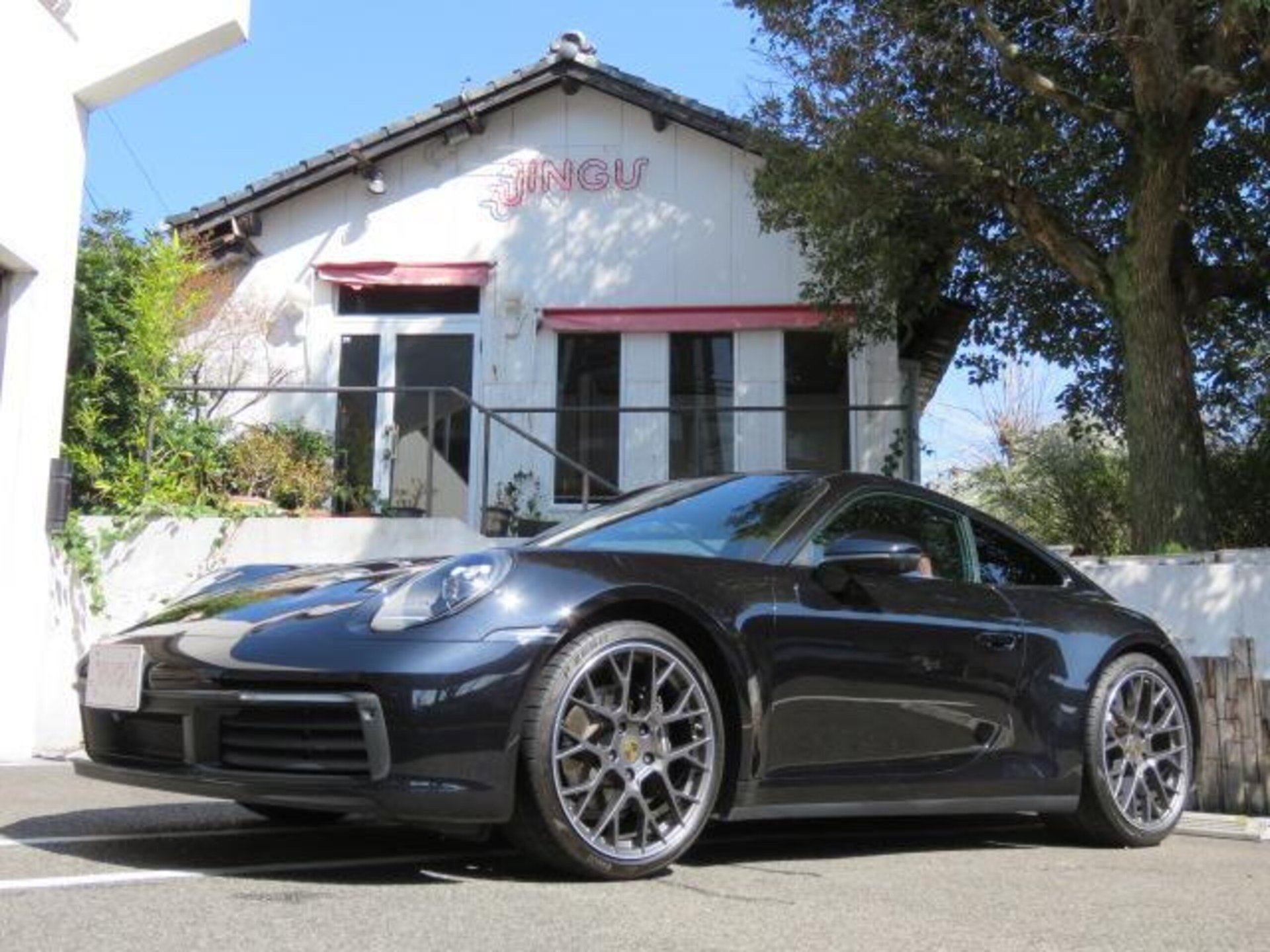 PORSCHE 911 - View 1