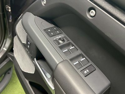 2023 LAND Rover DEFENDER — миниатюра 40