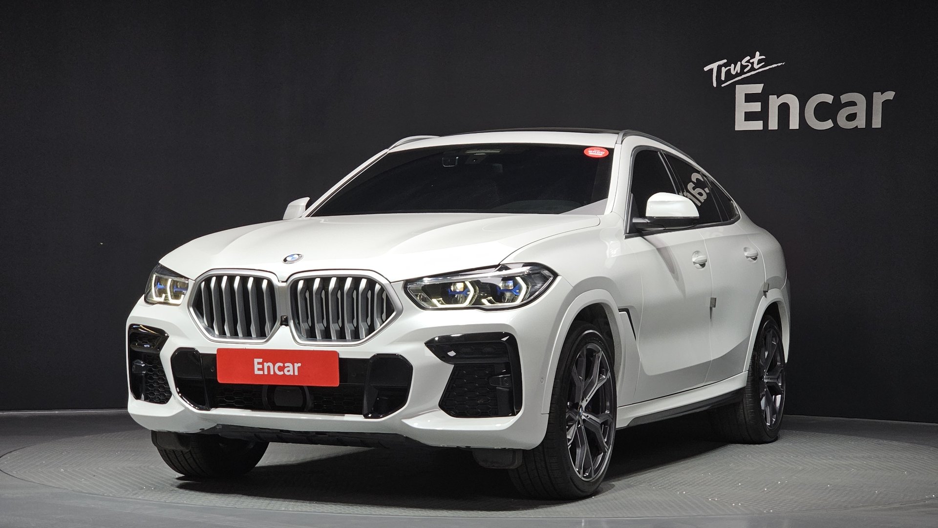 BMW X6 - View 1