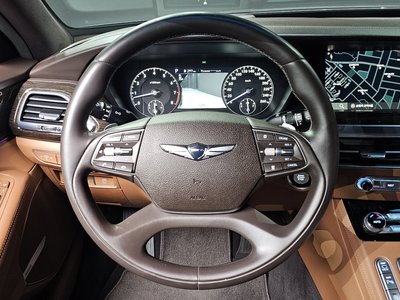 2021 Genesis G90 — миниатюра 18