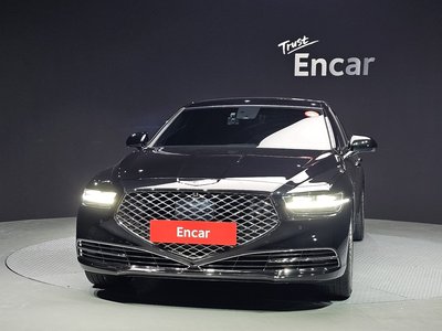 2021 Genesis G90 photo 2