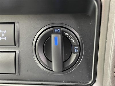 TOYOTA LAND CRUISER PRADO - 10