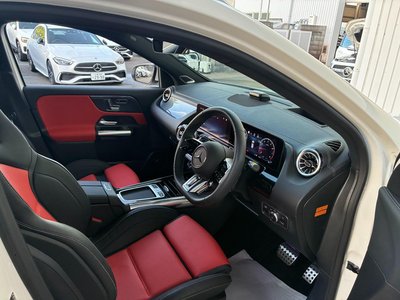 2025 Mercedes-BENZ GLA 缩略图 18