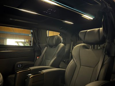 2026 Toyota ALPHARD — миниатюра 13
