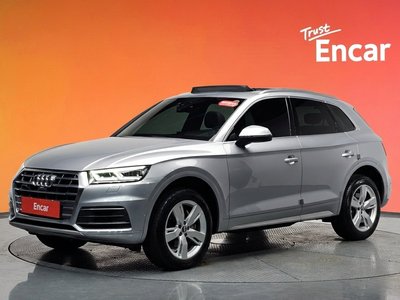 AUDI Q5 - 1